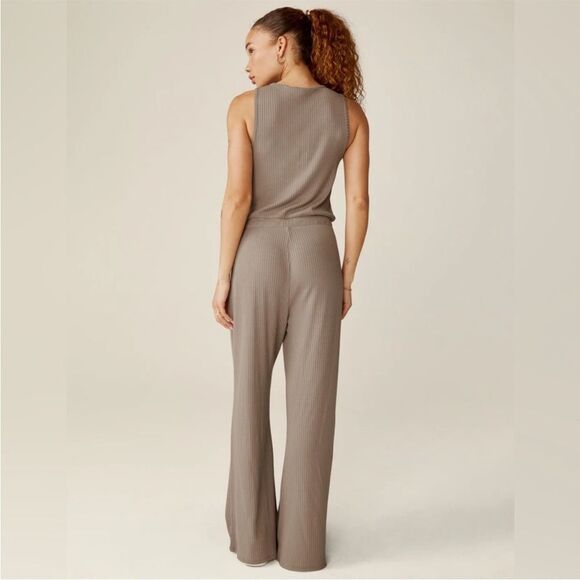 Beyond Yoga Jetsetter Jumpsuit in Birch M NWOT